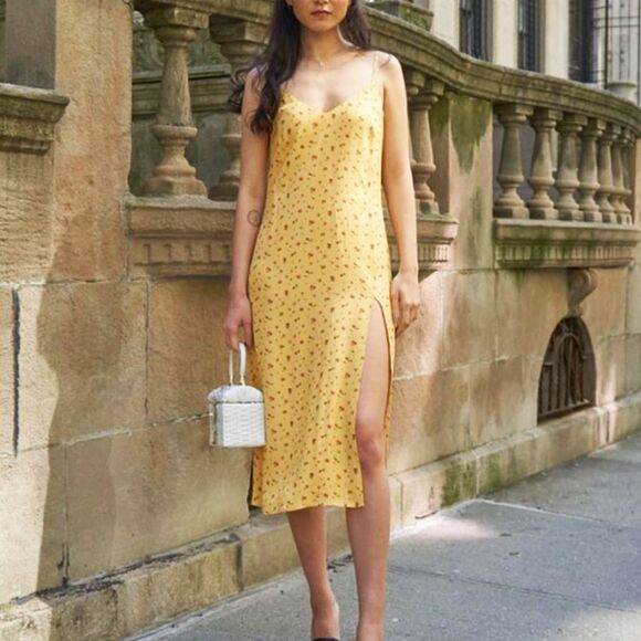 Reformation Crimini, Gwen Yellow Floral Print, Midi Slip Dress (8) Leg Slit - Picture 14 of 14